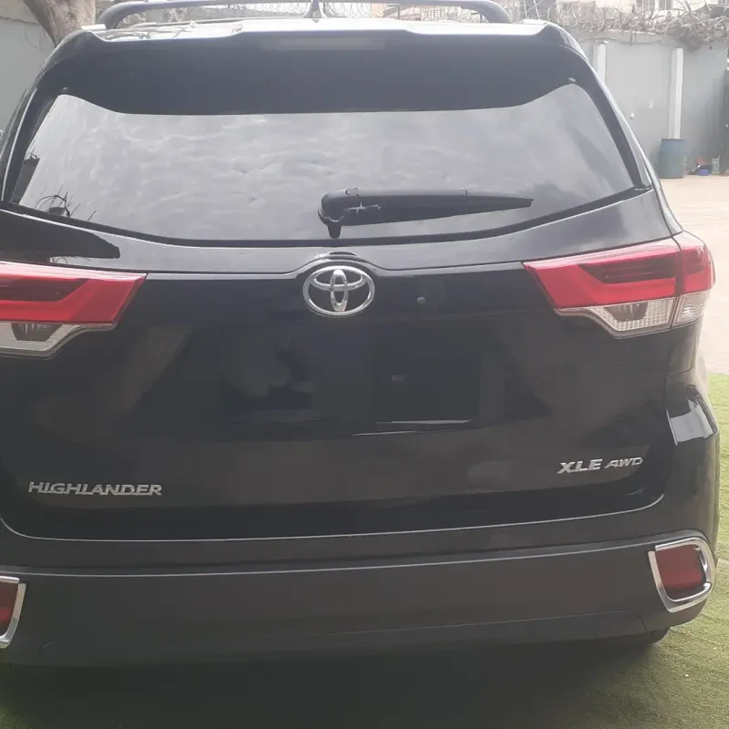 Thumbnail 9 of 2019 Toyota Highlander